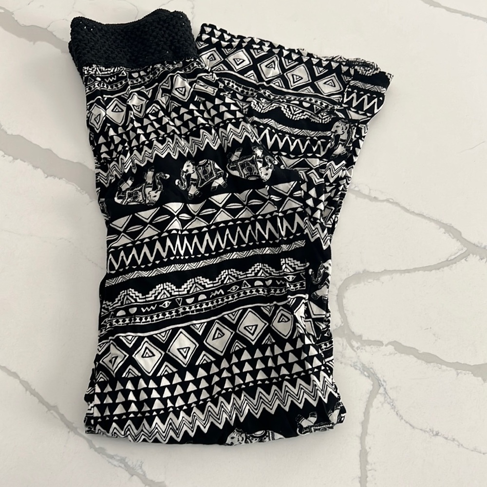 Abstract print lounge pants /juniors Medium